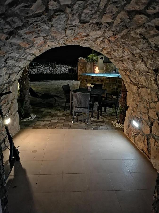 Apartman Brajutovci 26 Kornić Exterior foto